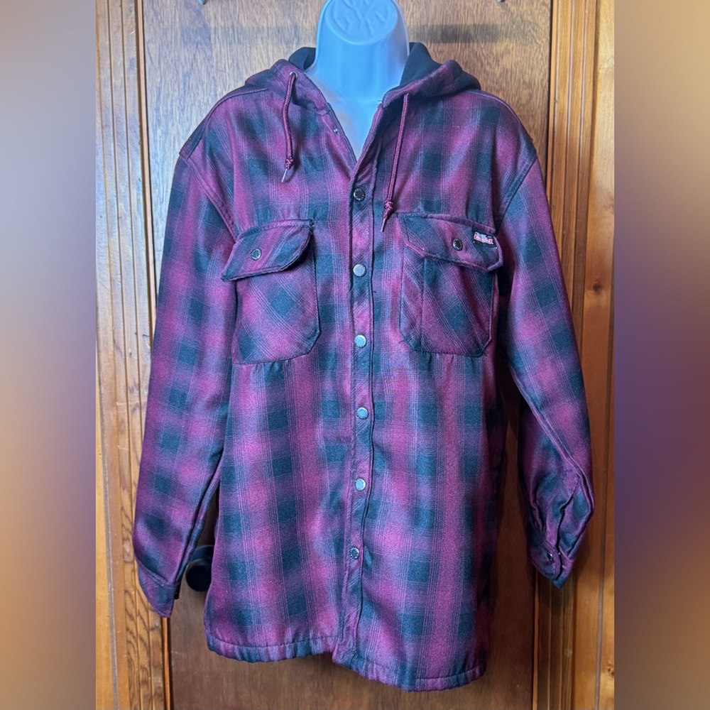 Dickies Red and Black Plaid Fleece Lined Shirt Jacket - M